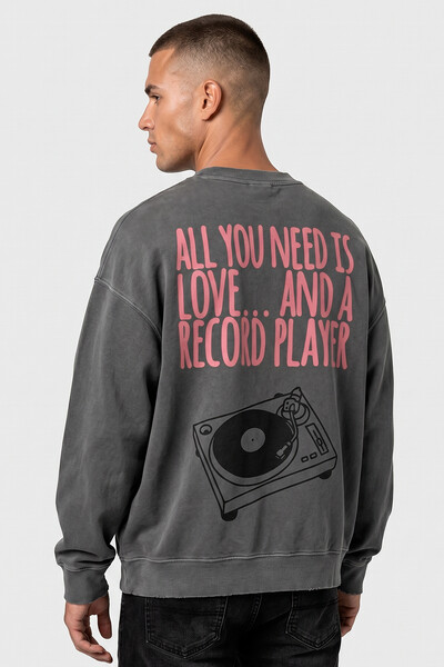 Foto Blusa oversized de moletom estonado chumbo Record Player