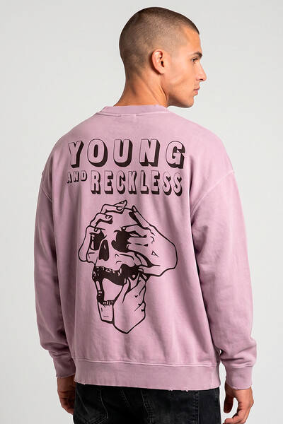 Foto Blusa oversized de moletom estonado lilás Reckless