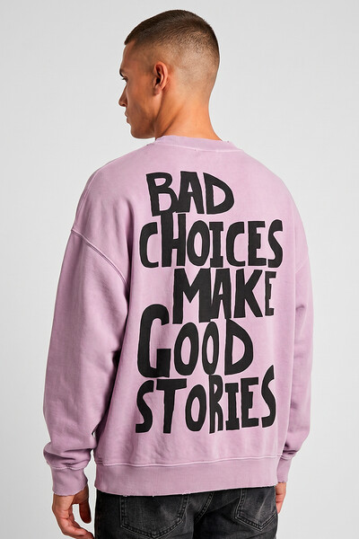 Foto Blusa oversized de moletom estonado lilás Bad Choices