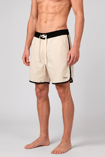 Foto Bermuda de linho Off White e Preta