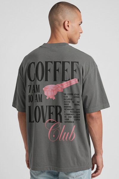 Foto Camiseta oversized estonada chumbo Coffee Club