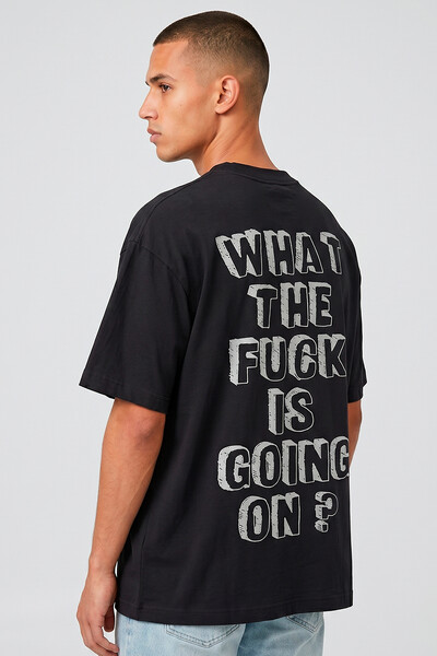 Foto Camiseta oversized preta Now