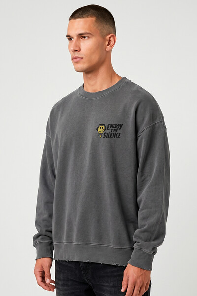 Foto Blusa oversized de moletom estonado chumbo Enjoy The Silence Front