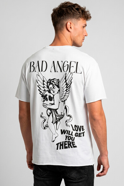 Foto Camiseta branca Bad Angel