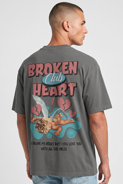 Foto Camiseta oversized estonada chumbo Broken Heart