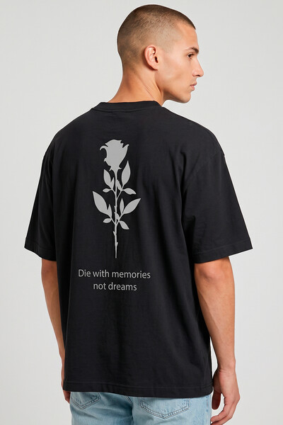 Foto Camiseta oversized preta Memories
