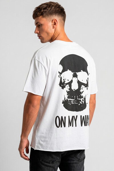 Foto Camiseta branca On My Way