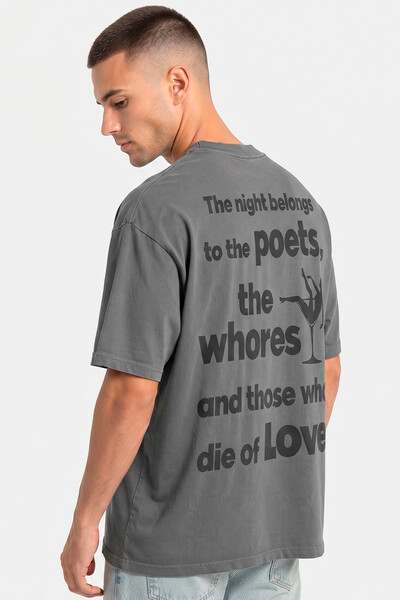 Foto Camiseta oversized estonada chumbo Poets