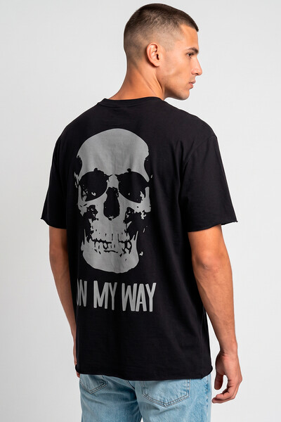 Foto Camiseta preta On My Way