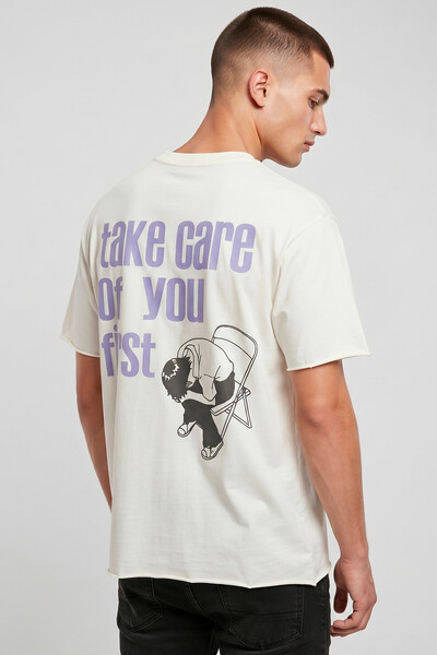 Foto Camiseta off white Take Care