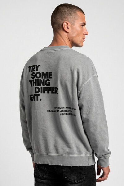 Foto Blusa oversized de moletom estonado cinza Try Some
