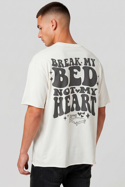 Foto Camiseta off white Bed Black