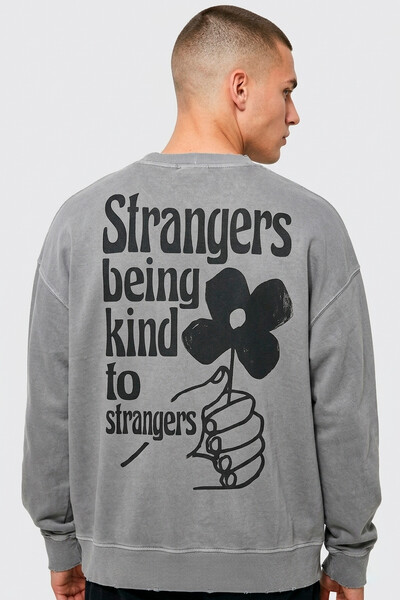 Foto Blusa oversized de moletom estonado cinza Being