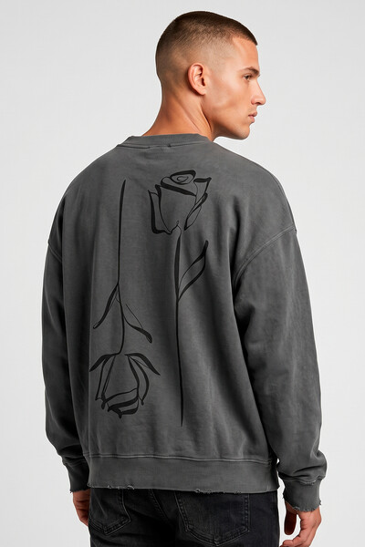 Foto Blusa oversized de moletom estonado chumbo Double Rose