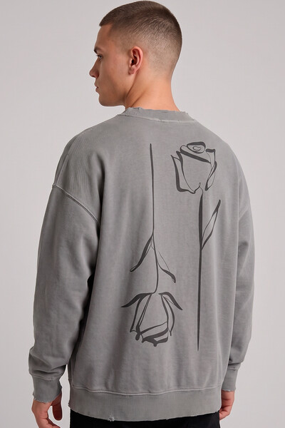 Foto Blusa oversized de moletom estonado cinza Double Rose