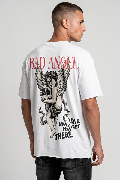 Foto Camiseta branca Bad Angel Collors