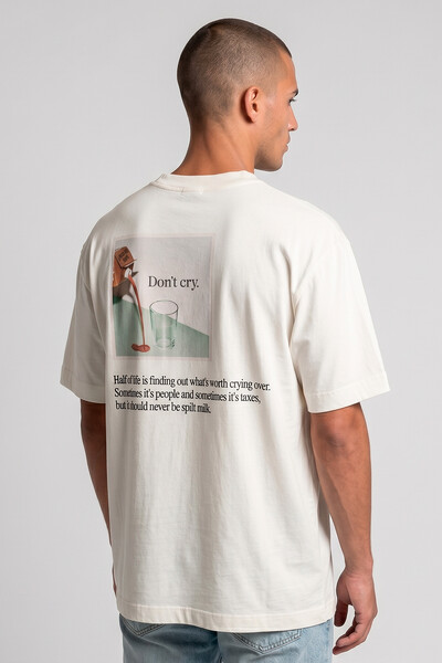Foto Camiseta oversized off white Milk