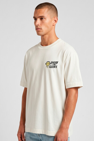 Foto Camiseta oversized off white Enjoy The Silence Front