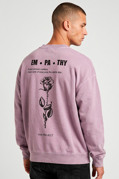 Foto Blusa oversized de moletom estonado lilás Empathy