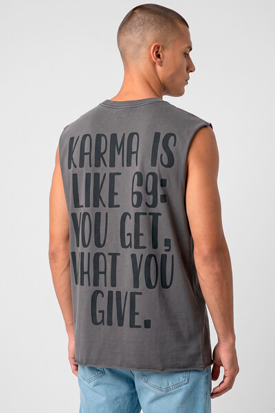 Foto Cut Regata estonada chumbo Karma