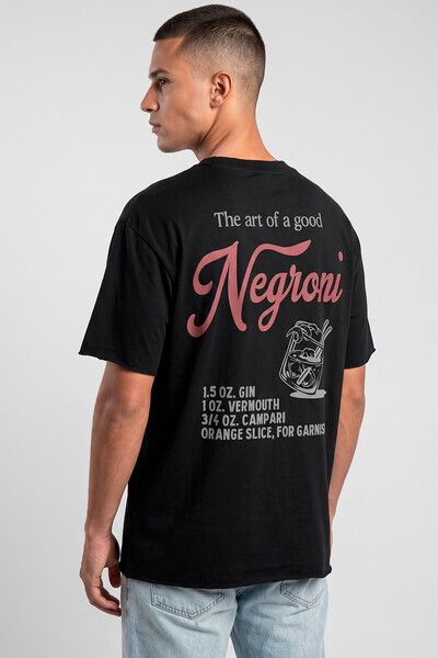 Foto Camiseta preta Negroni