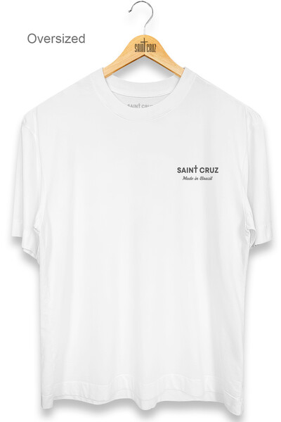 FotoCamiseta oversized branca Love Now Collors