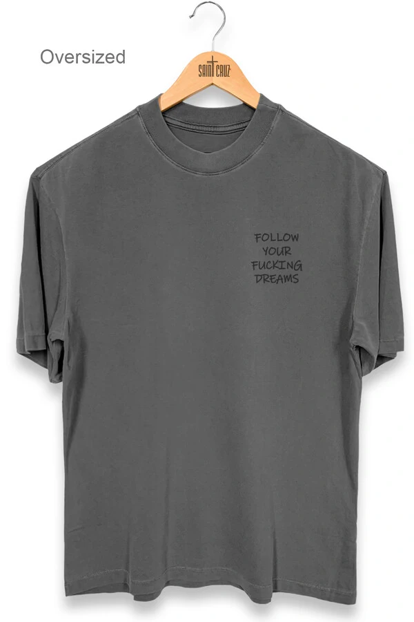 Camiseta oversized estonada chumbo Dreams Front