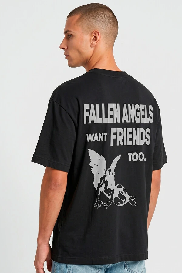 Camiseta oversized preta Fallen Angels