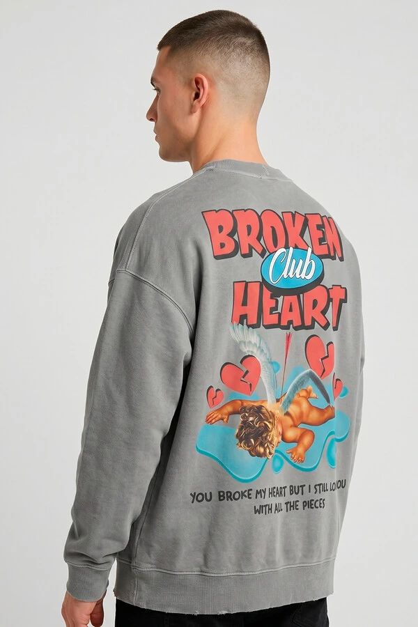 Blusa oversized de moletom estonado cinza Broken Heart