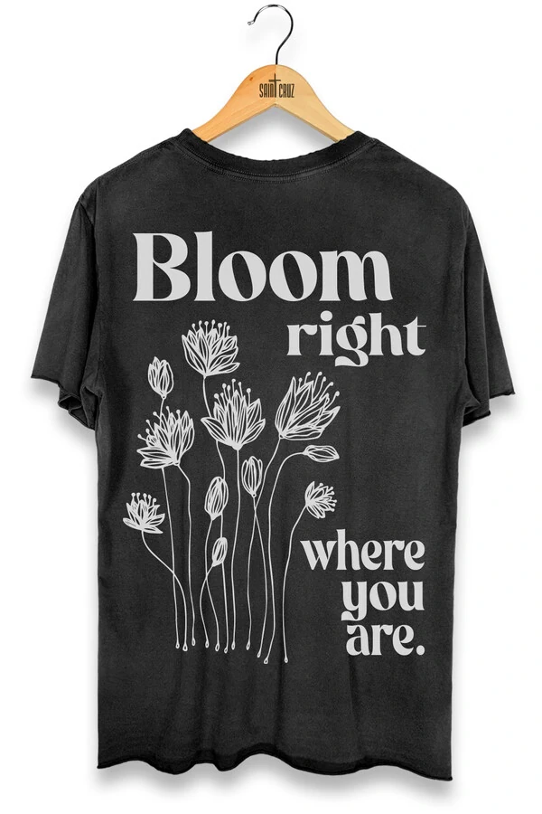 Camiseta preta Bloom Outlet