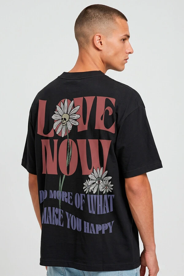 Camiseta oversized preta Love Now Collors