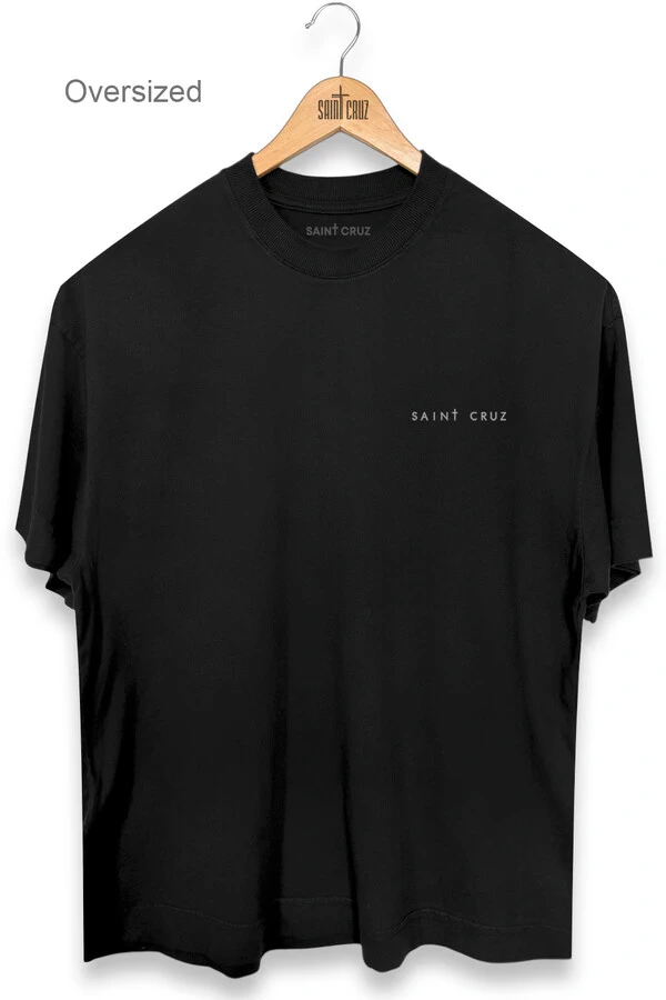 Camiseta oversized preta Tell Me