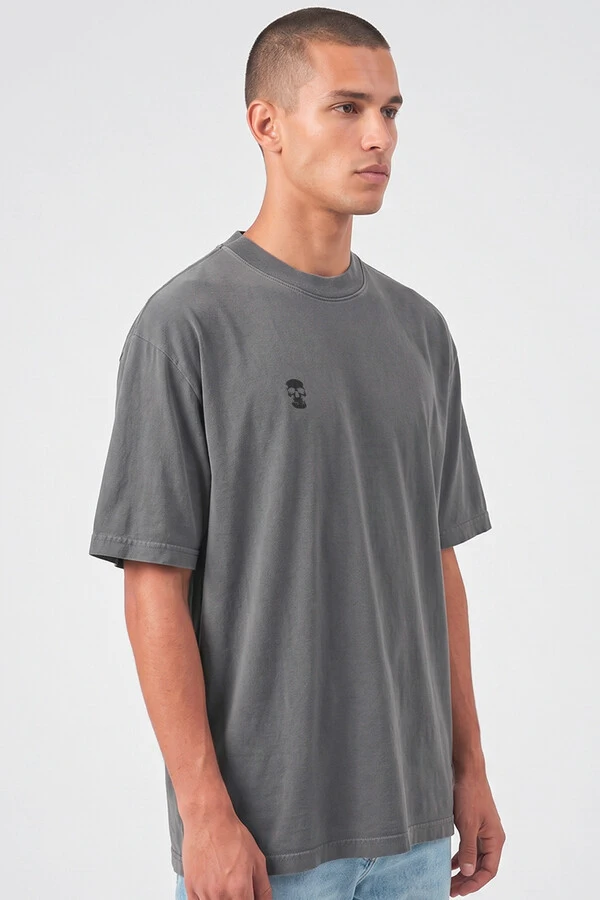 Camiseta oversized estonada chumbo Skull