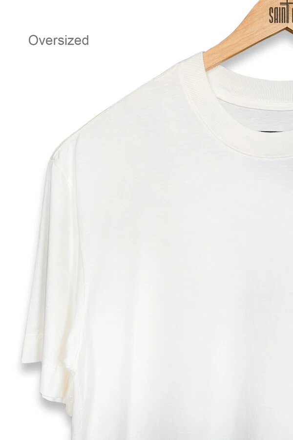 Camiseta oversized estonada off white Wine
