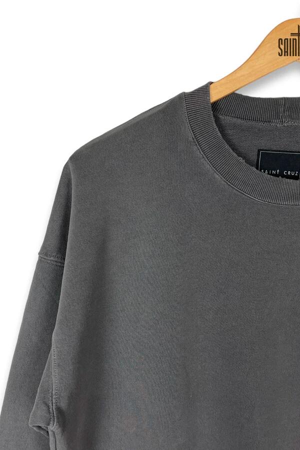 Blusa oversized de moletom estonado chumbo Basic Outlet