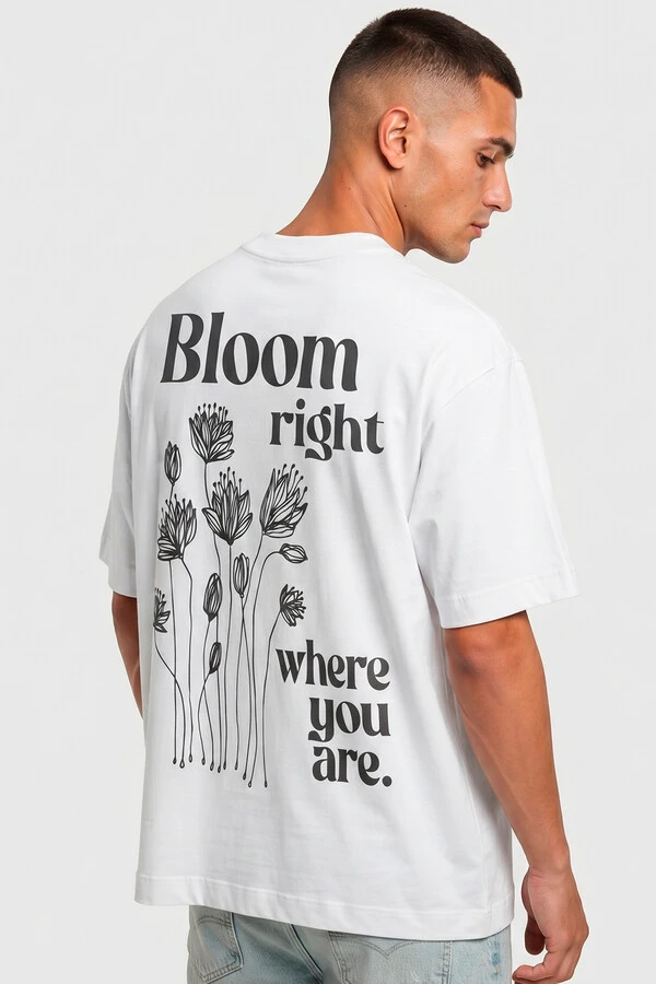 Camiseta oversized branca Bloom