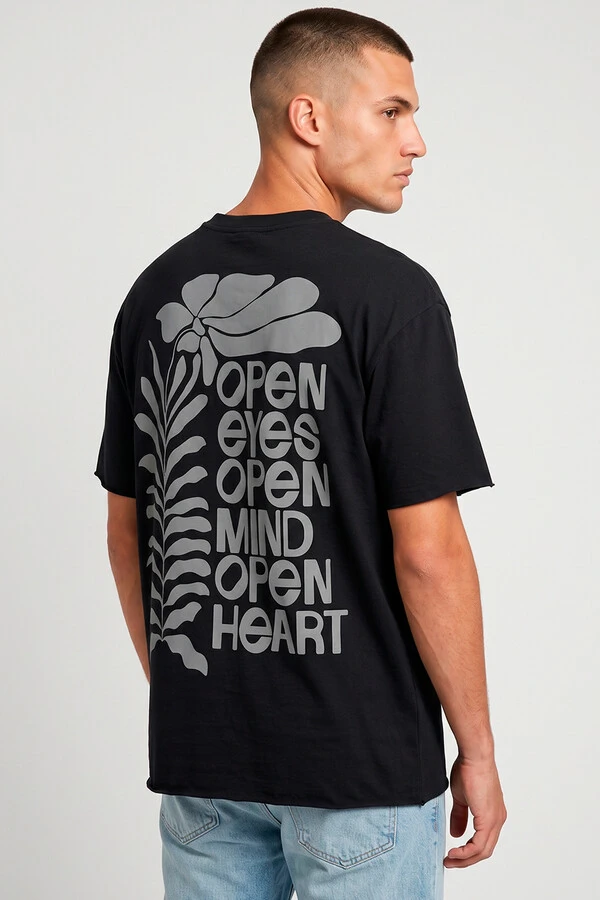 Camiseta preta Open Eyes