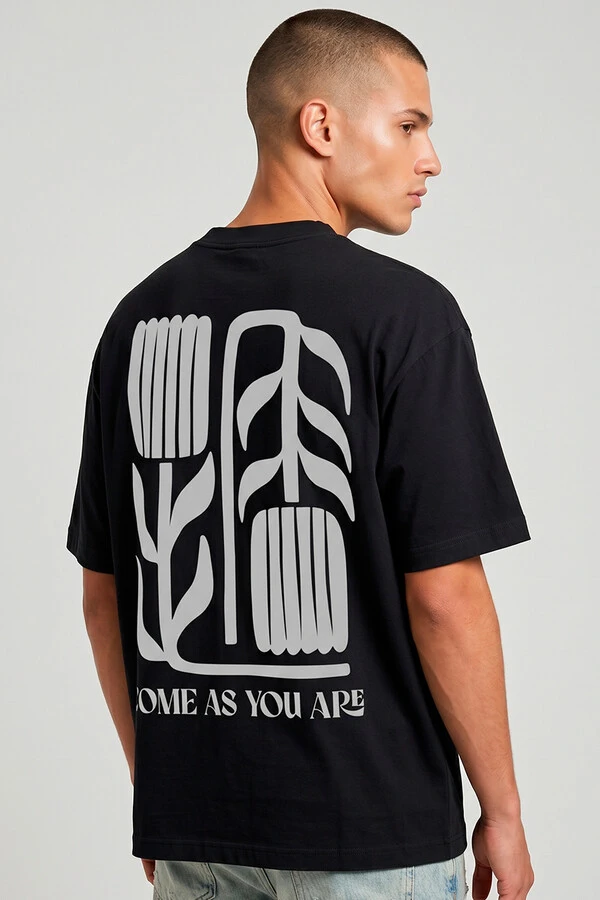 Camiseta oversized preta Come As You Are