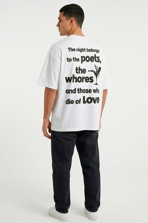 Camiseta oversized branca Poets