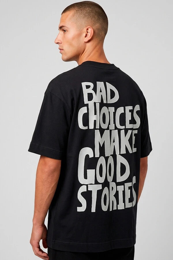 Camiseta oversized preta Bad Choices