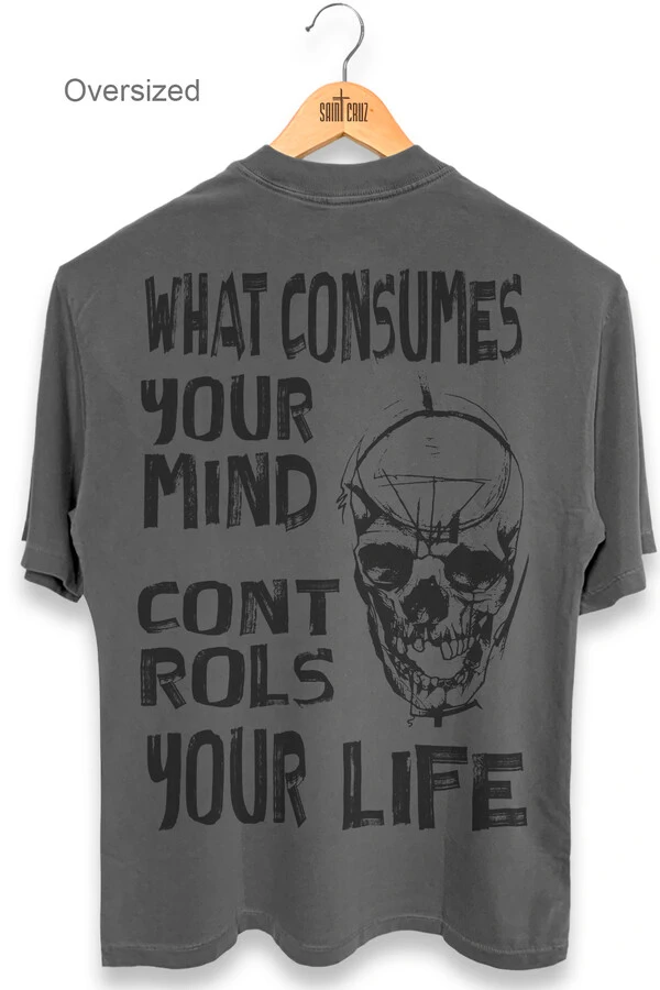 Camiseta oversized estonada chumbo Controls