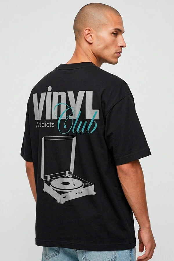 Camiseta oversized preta Vinyl