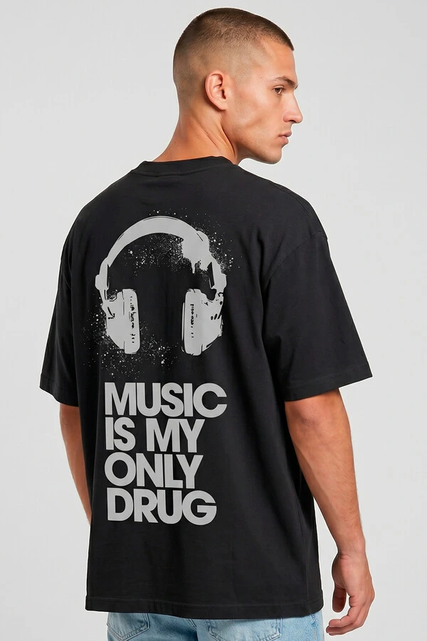 Camiseta oversized preta Drug Outlet