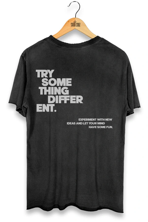 Camiseta preta Try Some Outlet