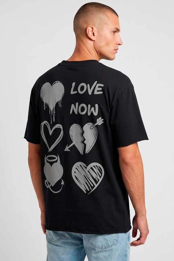 Camiseta preta Love Now