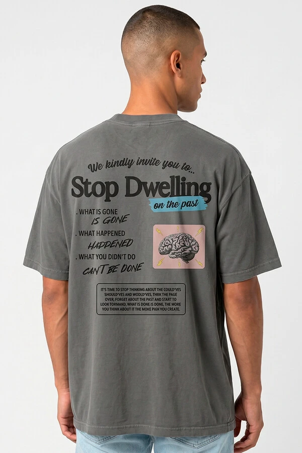 Camiseta oversized estonada chumbo Stop Dwelling