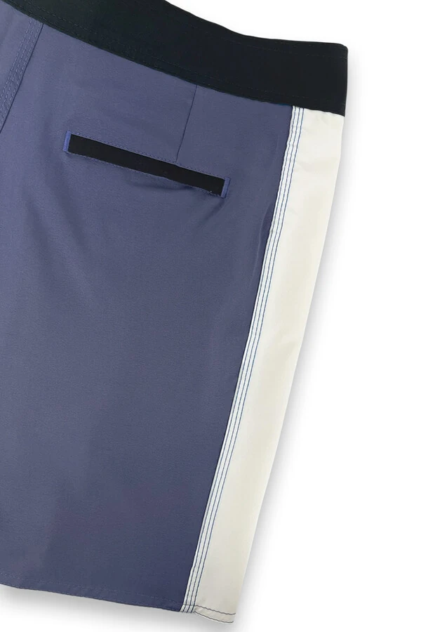 Bermuda retrô line Petróleo e Off White