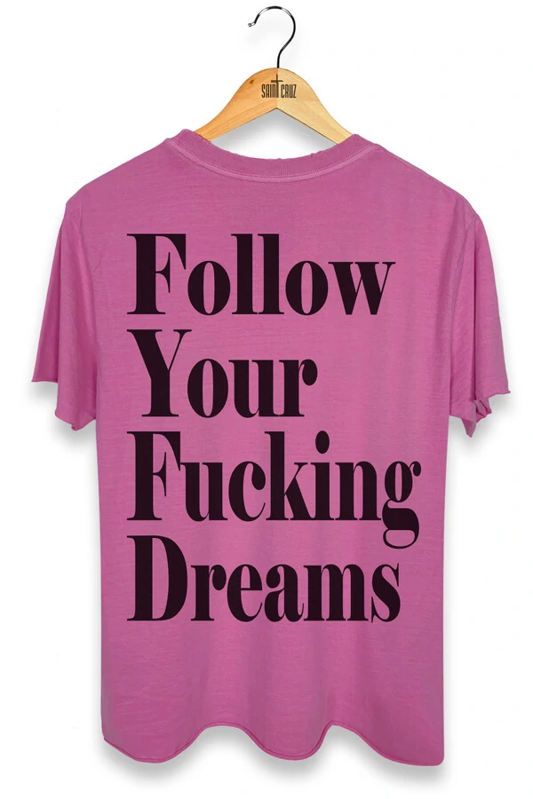 Camiseta estonada vinho Dreams Back