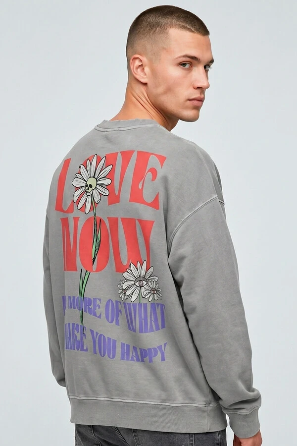 Blusa oversized de moletom estonado cinza Love Now Collors