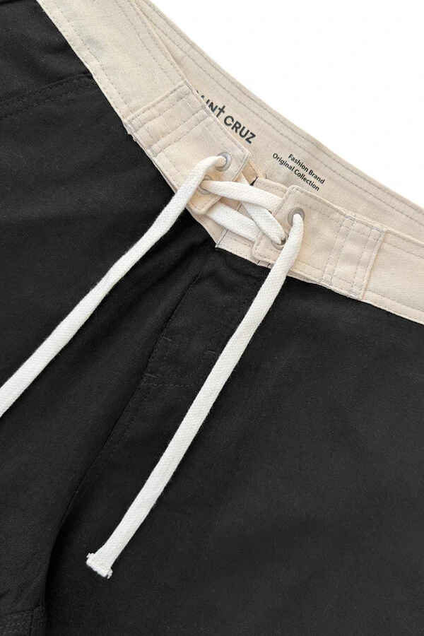Bermuda de linho Preta e Off White